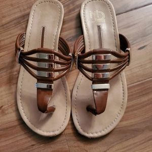 New Directions sandals